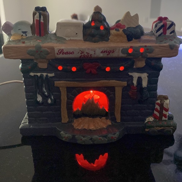 Vintage 1995 Christmas Fireplace Seasons Greetings by Badcock Home Furnishings - Picture 5 of 11